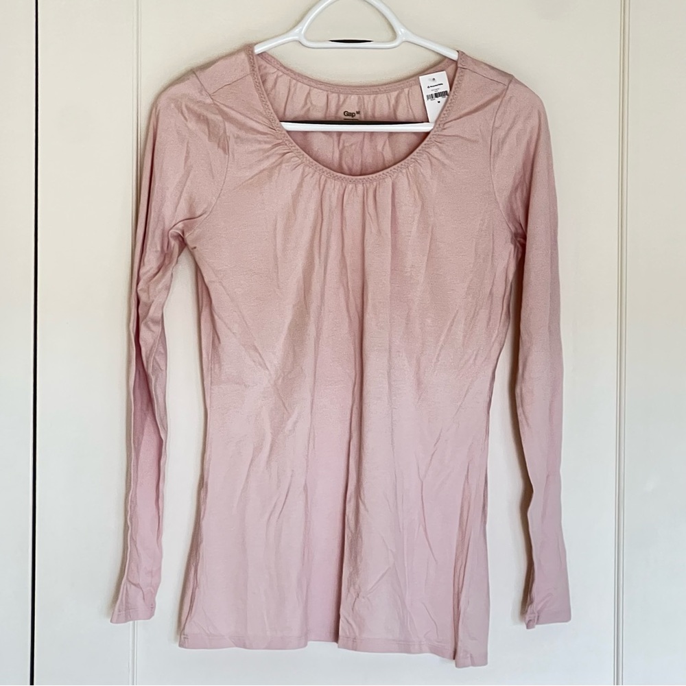 GAP Women's Long-Sleeve Scoop Neck Top - Blush Pink